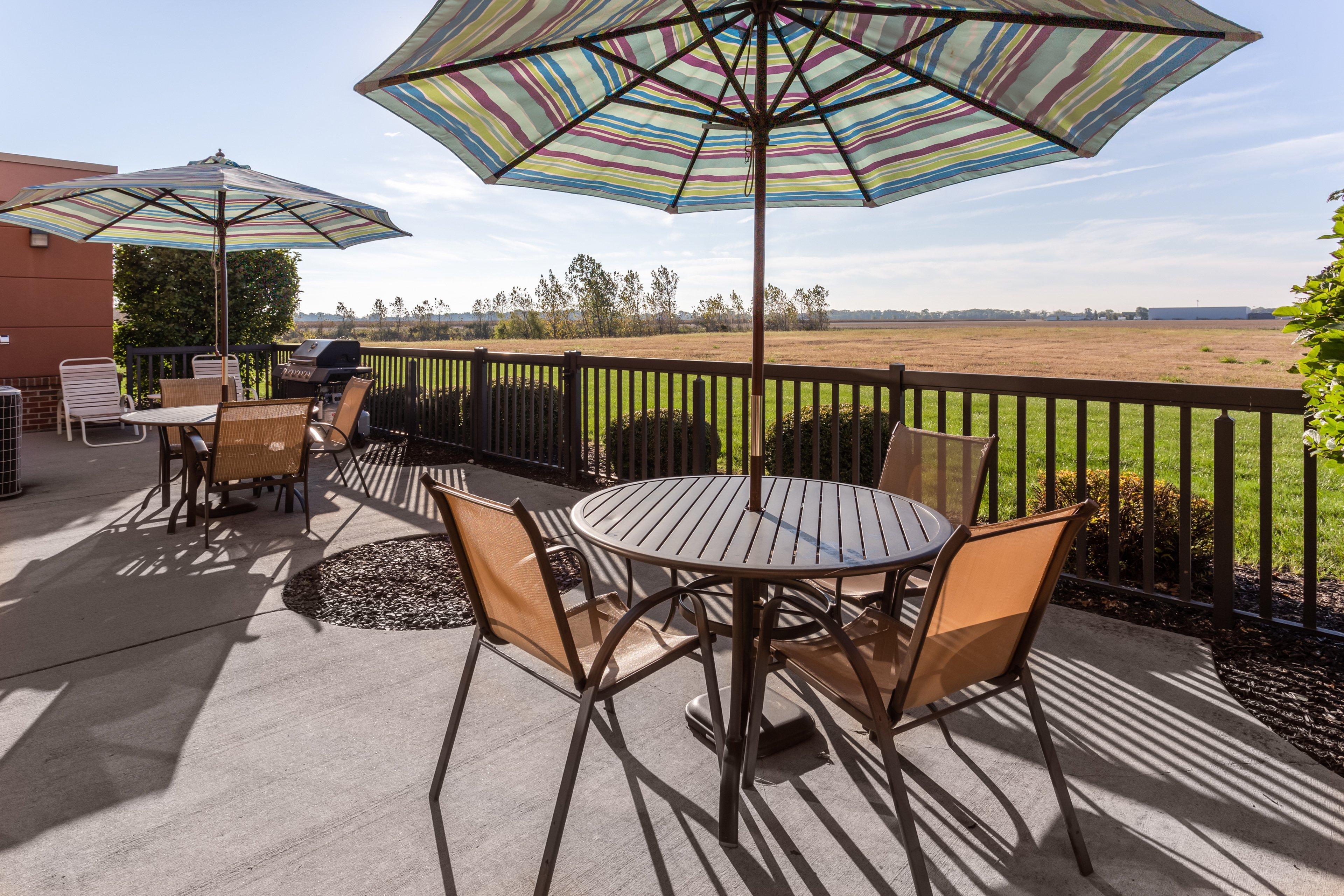 Holiday Inn Express Hotel & Suites Bowling Green By Ihg Eksteriør billede