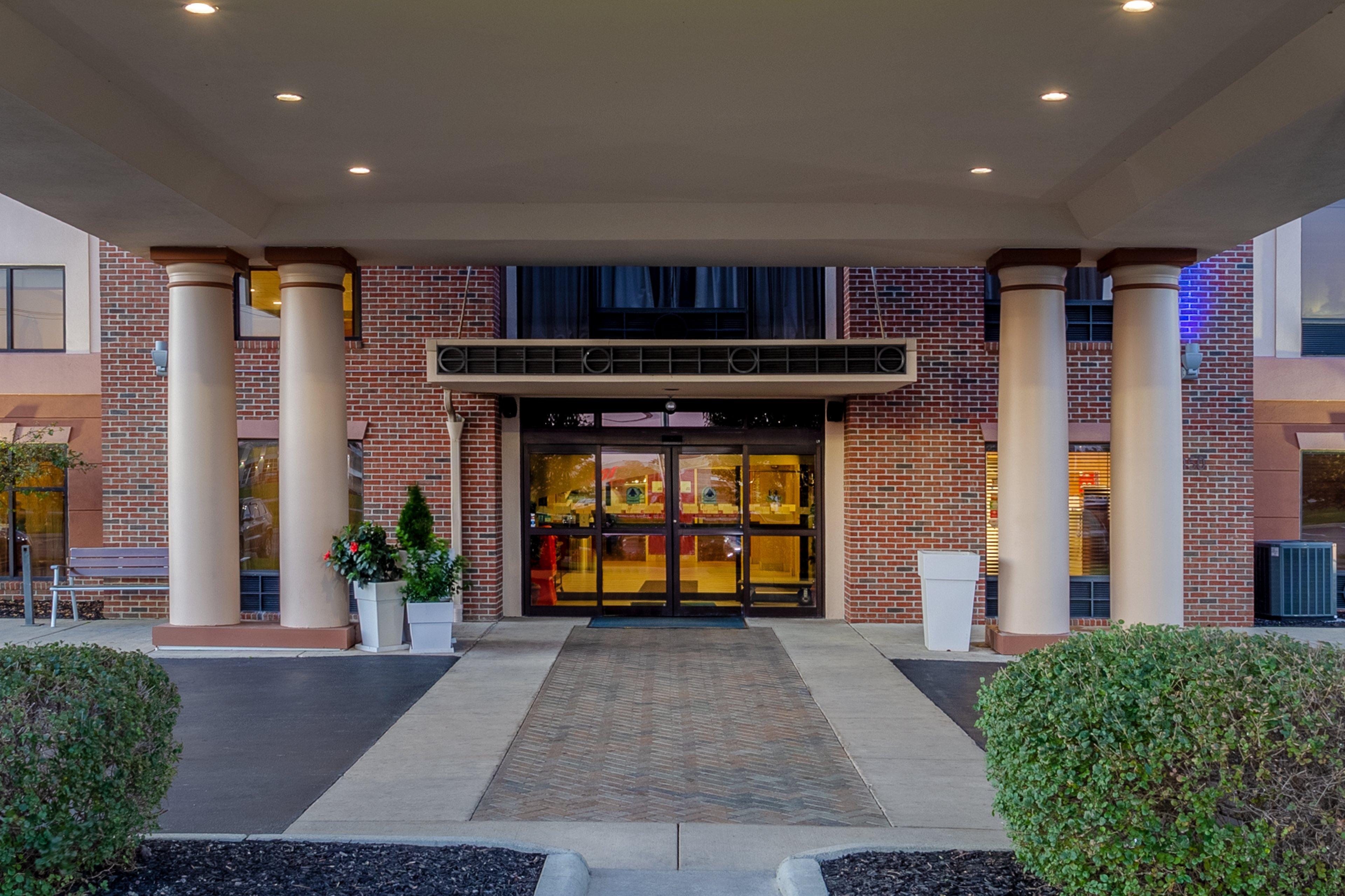 Holiday Inn Express Hotel & Suites Bowling Green By Ihg Eksteriør billede