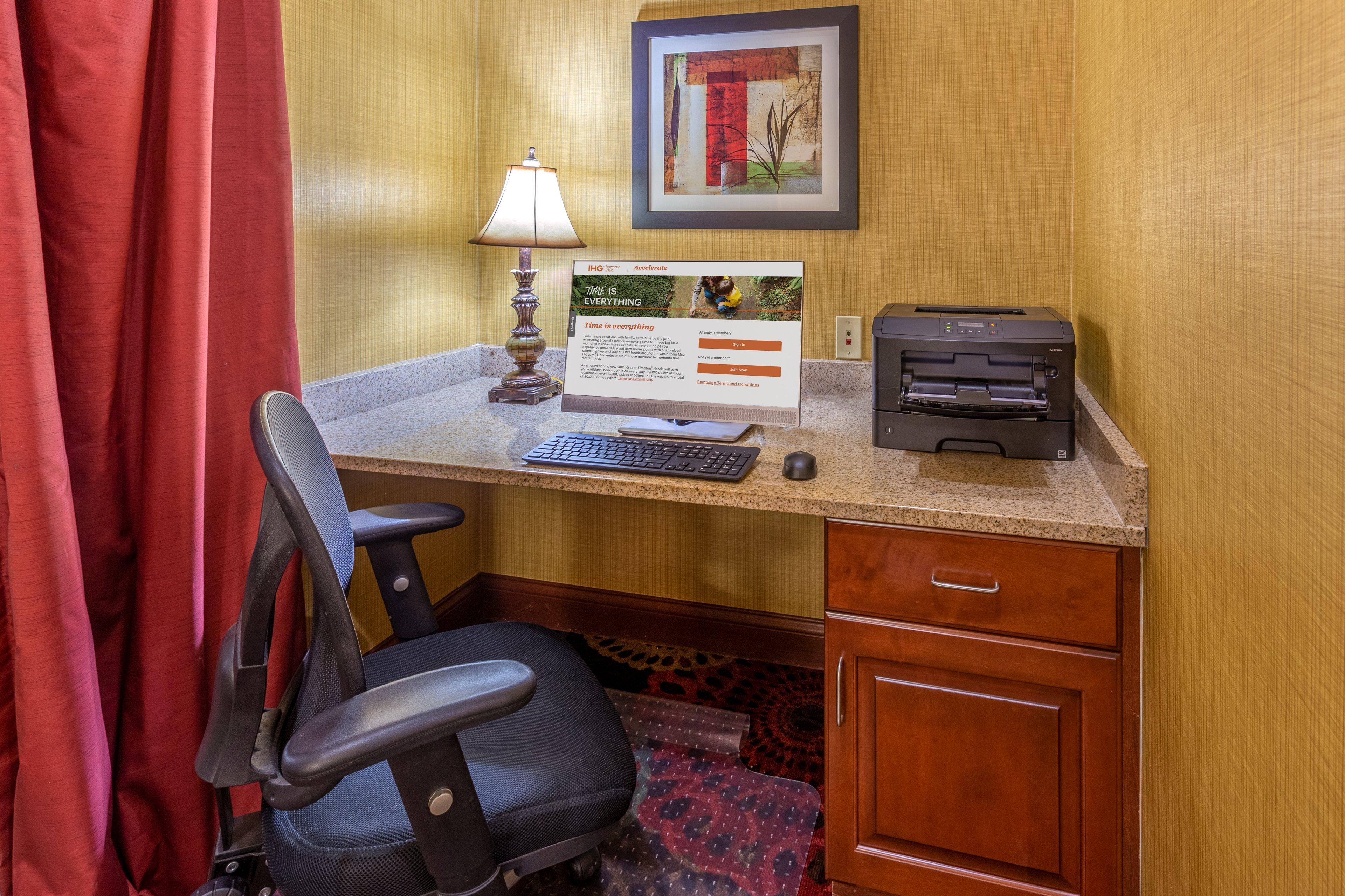 Holiday Inn Express Hotel & Suites Bowling Green By Ihg Eksteriør billede