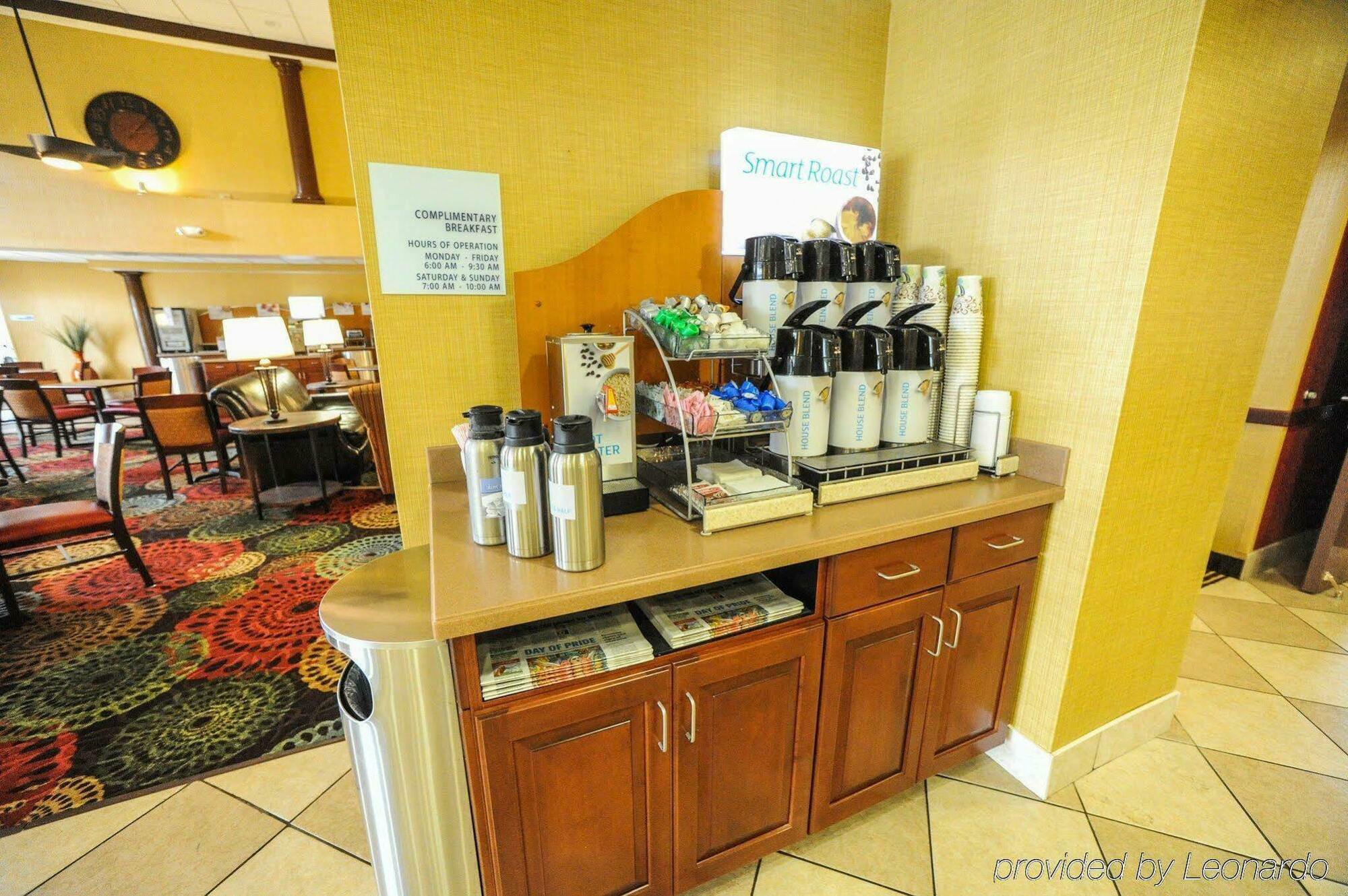 Holiday Inn Express Hotel & Suites Bowling Green By Ihg Eksteriør billede
