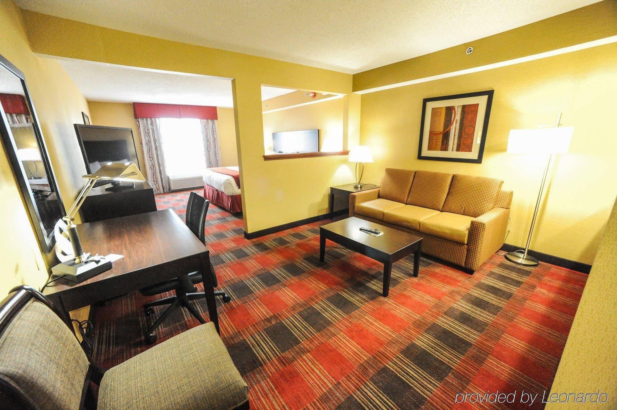 Holiday Inn Express Hotel & Suites Bowling Green By Ihg Eksteriør billede